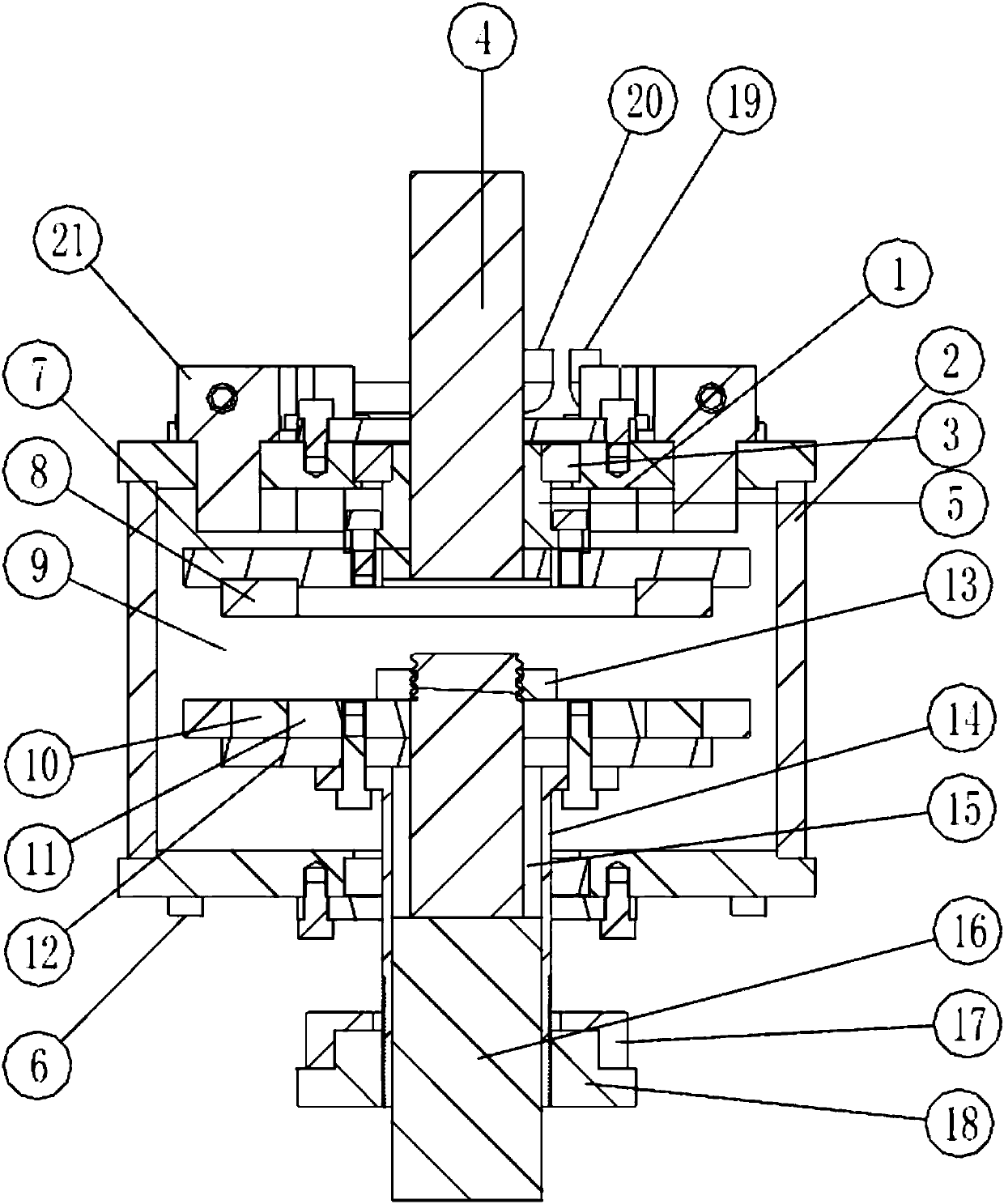 Permanent magnet transmission device with water-cooled heat dissipation device