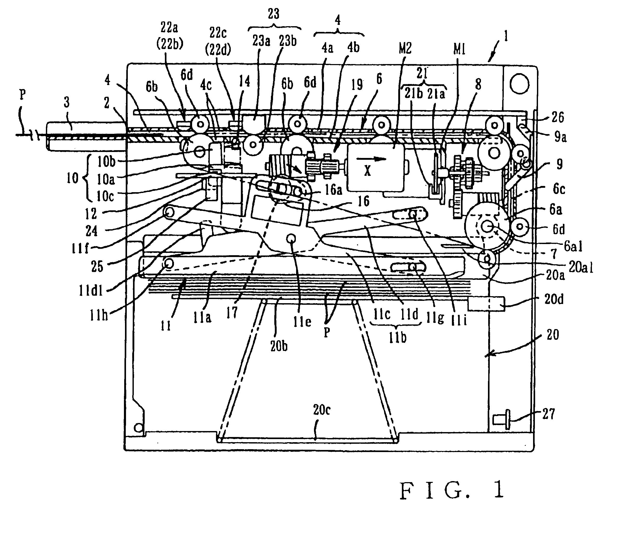 Sheet handling apparatus and method for opening/closing sheet transport path in the handling apparatus