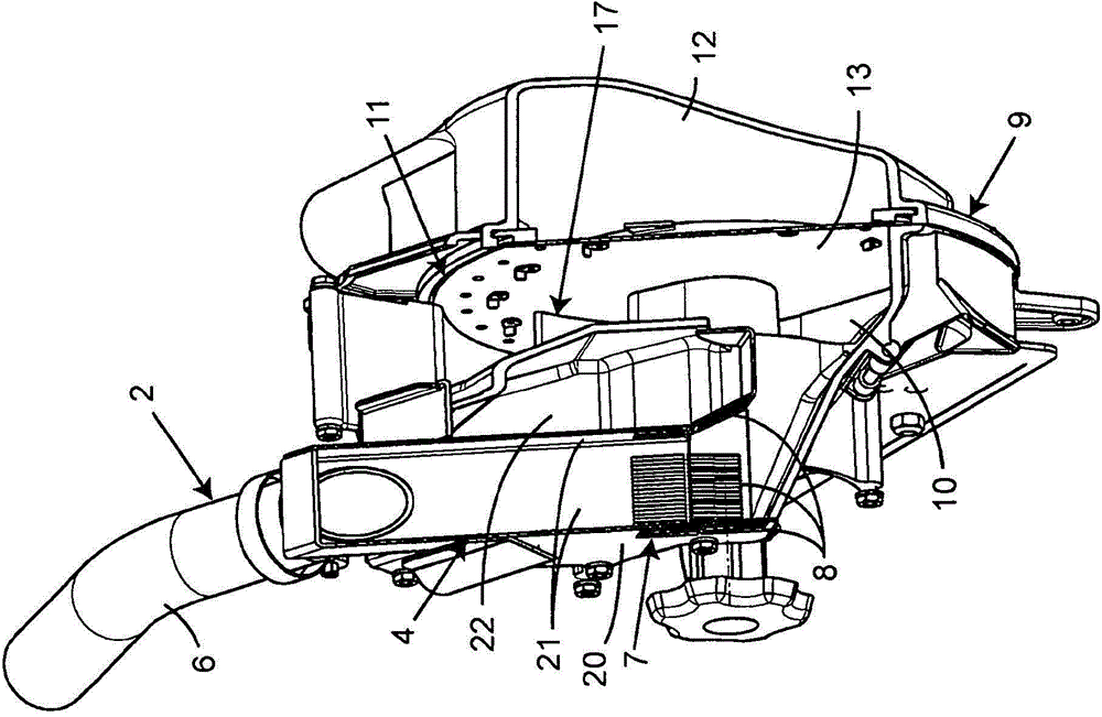 Distribution machine with a device for remotely supplying at least one auxiliary tank comprising an air exhaust device