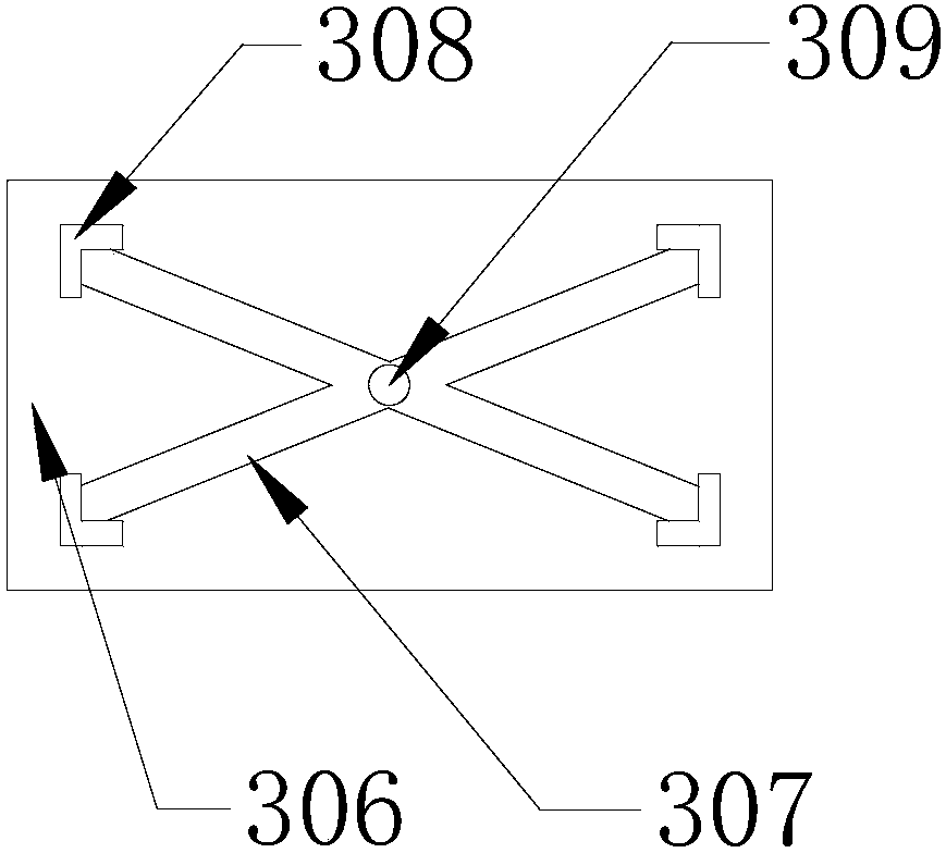 Automatic accurate cutting device for foam machining