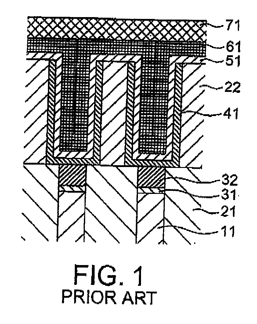 Memory with memory cells that include a MIM type capacitor with a lower electrode made for reduced resistance at an interface with a metal film