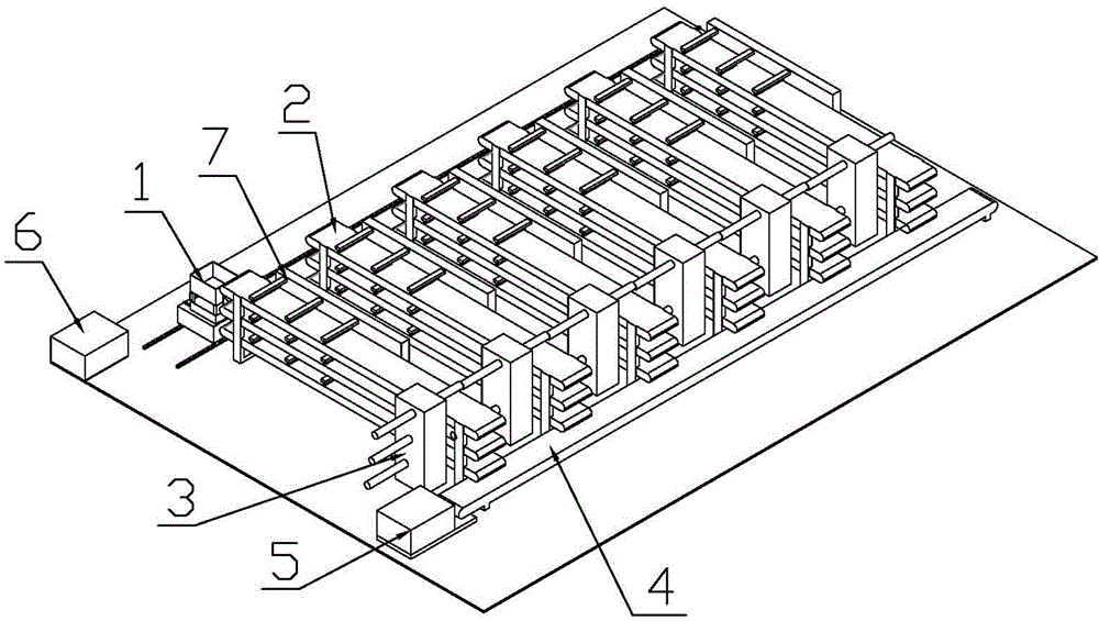 Multilayer intermittent movable fly maggot breeding equipment with high-water-content materials