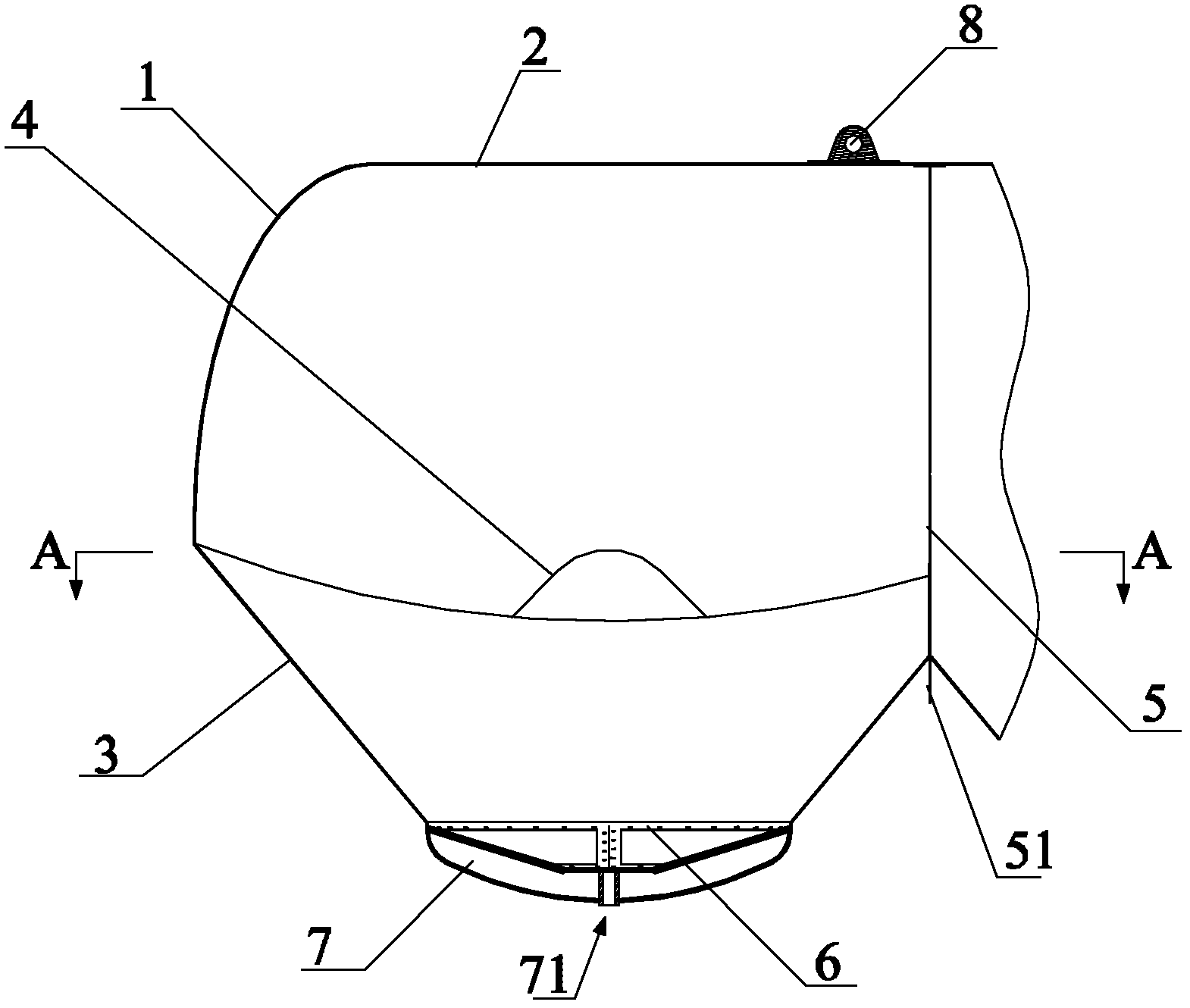 Powder materials tanker and tank assembly thereof