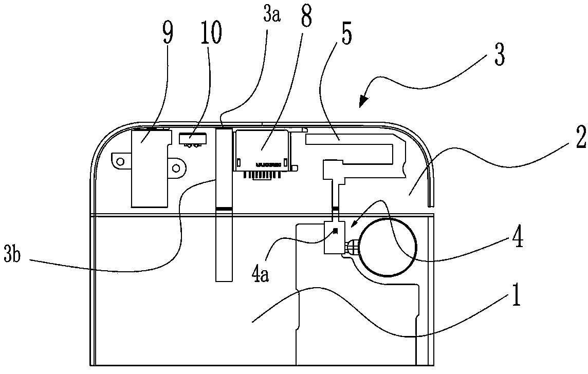 Multi-band antenna based on mobile phone metal frame