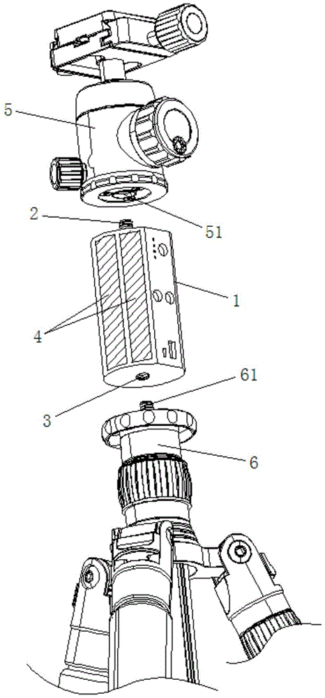 Mobile power pack capable of being assembled on different equipment