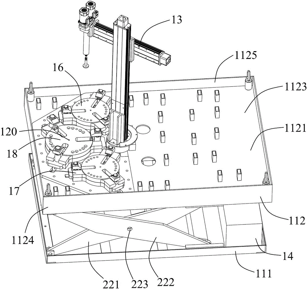 Device capable of stably clamping safety valve