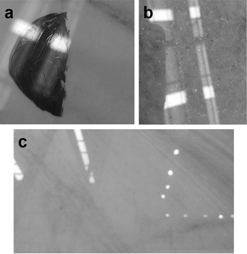 Positioning crystal flashing effect ceramic tile and preparation method thereof