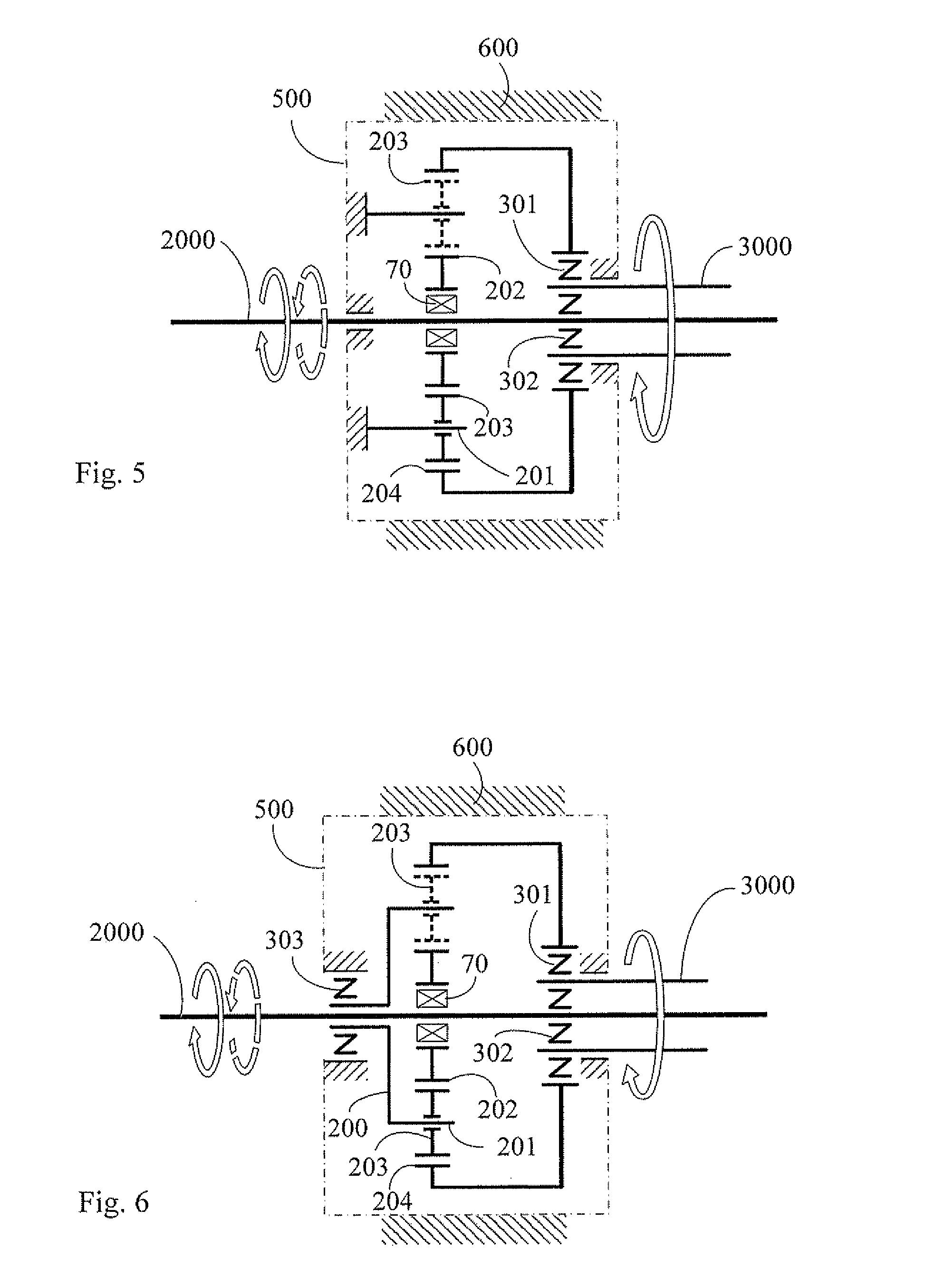 Clutch type reversible transmission bicycle with bidirectional input and one-way output