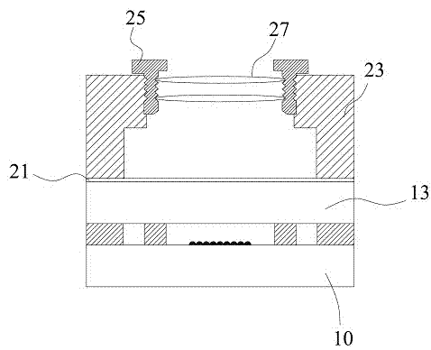 Semiconductor packaging structure and module thereof