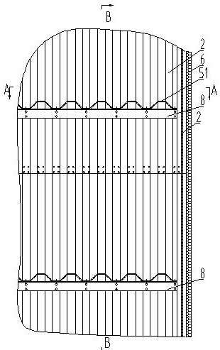Corrugated wall building and installation method thereof