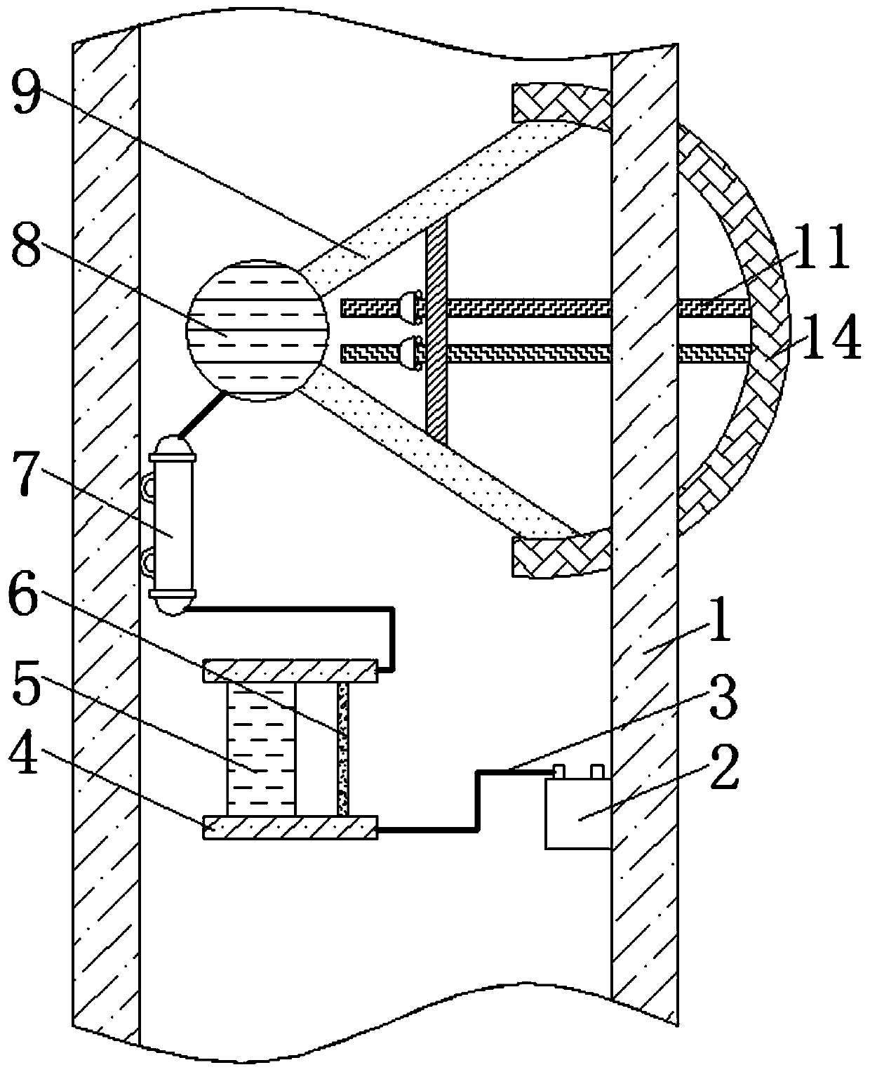 Train arrival reminding device capable of adjusting capacitance according to received audio change