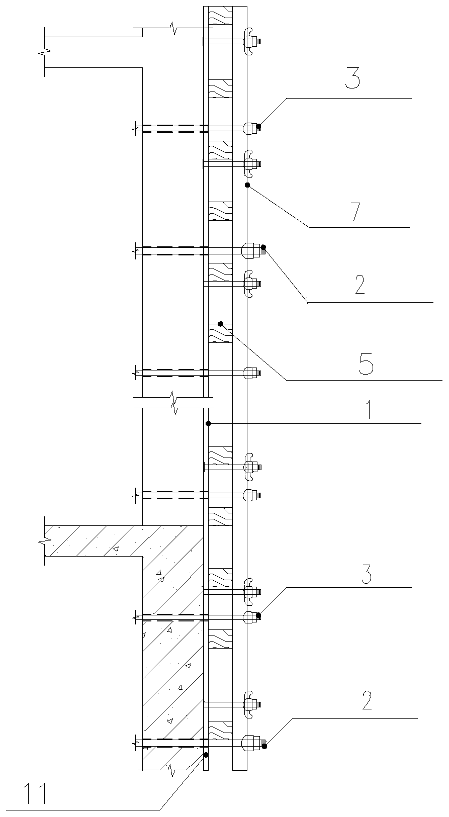 An internal formwork structure and construction method for elevator shaft construction