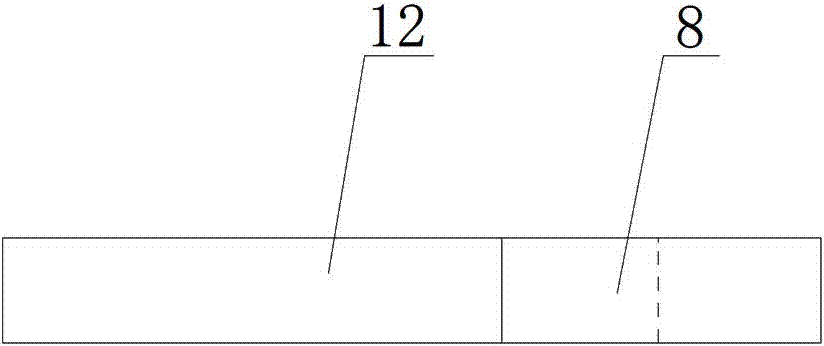 Male die lubricating structure based on self-oil-absorption metal and male die lubricating method