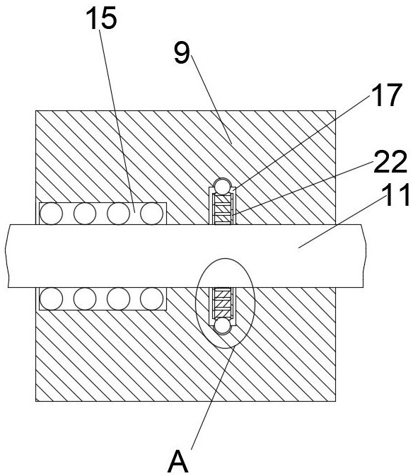 Full-automatic blister packaging machine