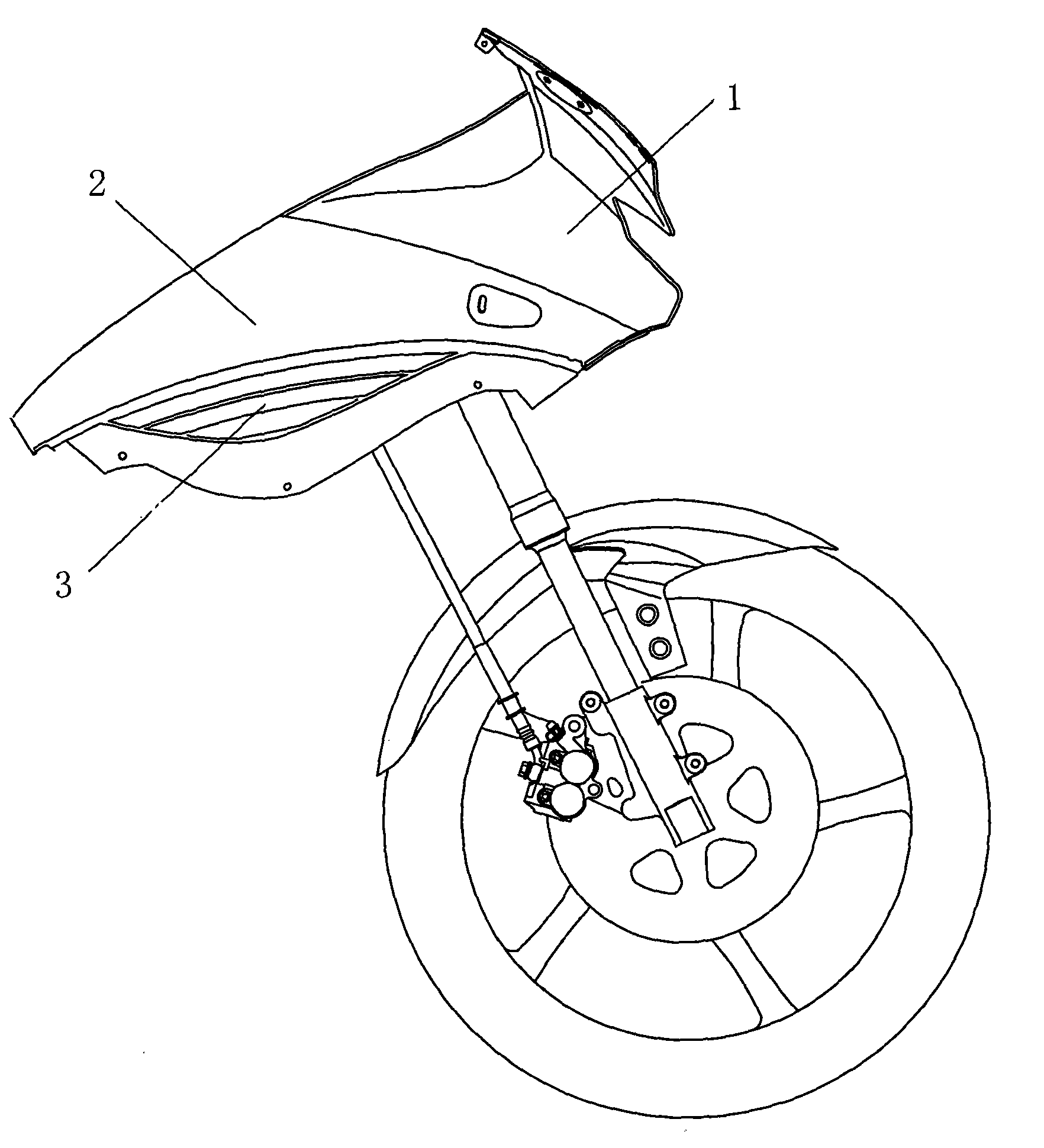 Connecting structure of motorcycle covering pieces and front body covering piece assembly