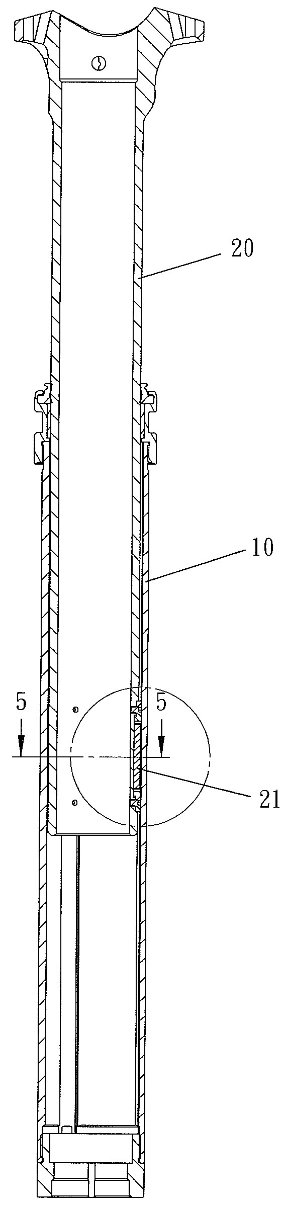 Direction restricting device for the inner and outer tubes of a bicycle seat post