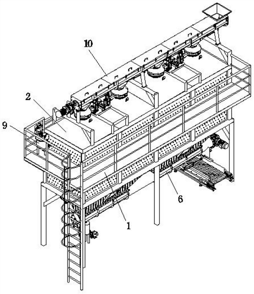 Low-energy consumption fermentation apparatus used for wine making