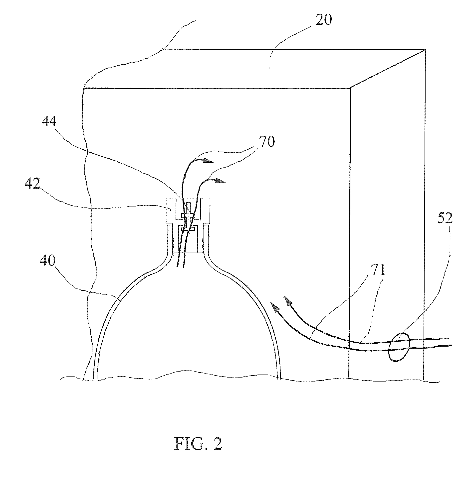 Vacuum or pressure storage system for food or beverage containers
