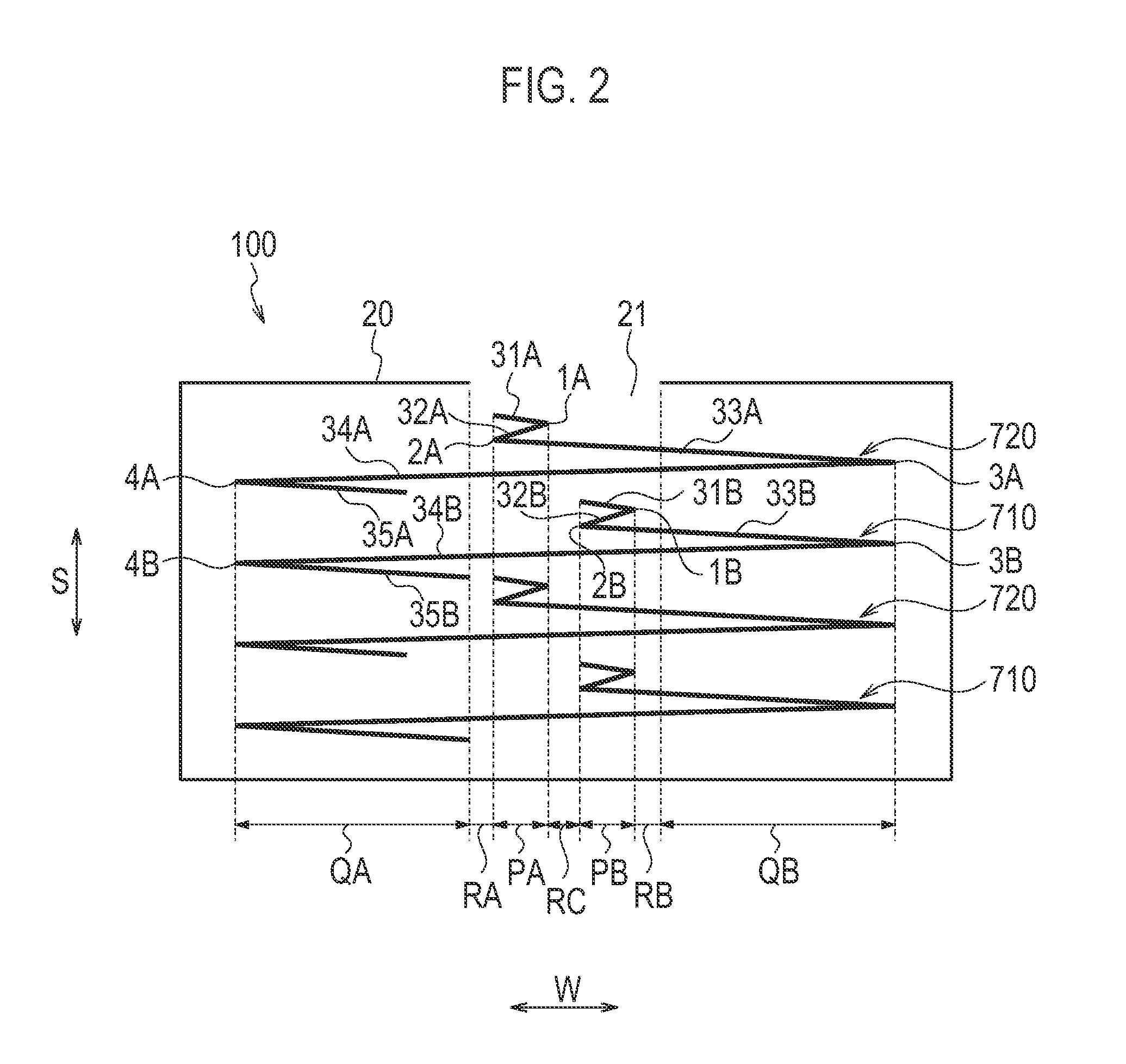 Method of manufacturing wet wipes, manufacturing apparatus, and wet wipes