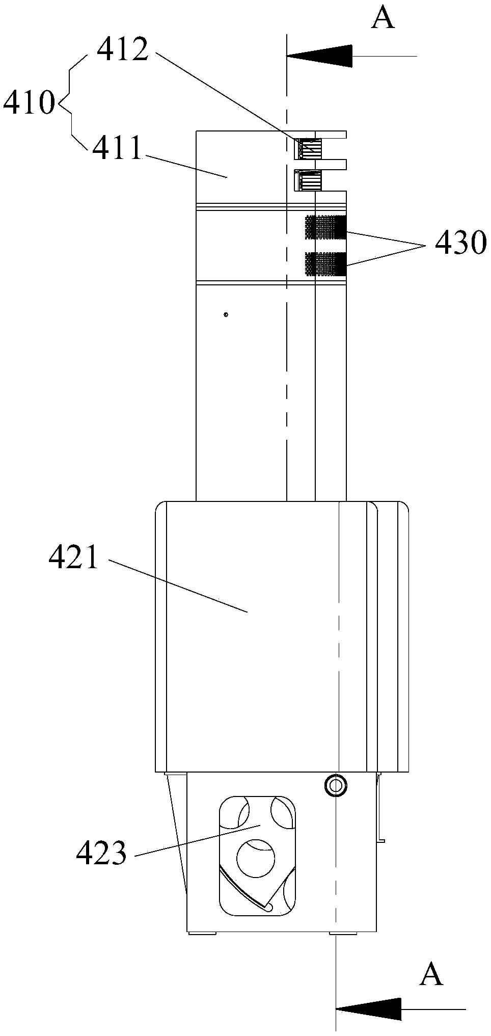 Safety protection mechanism and safety protection method for traffic system