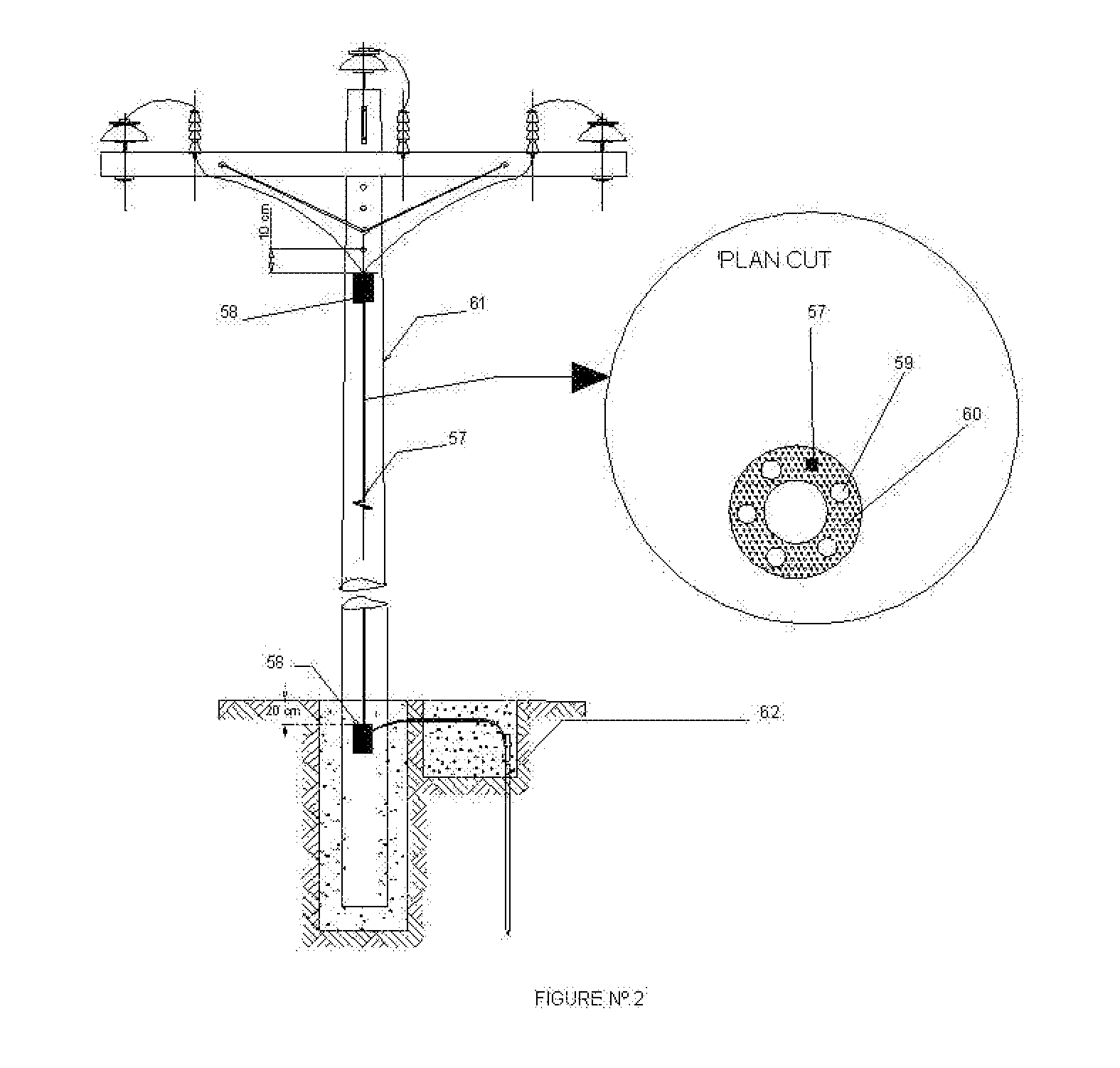 Electric energy distribution pole with incorporated ground system