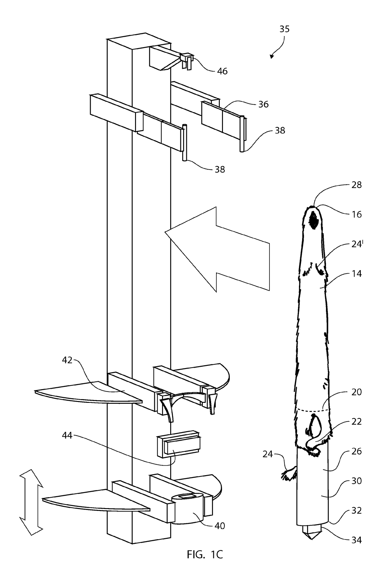 Apparatuses and methods for stretching a pelt on a pelt board