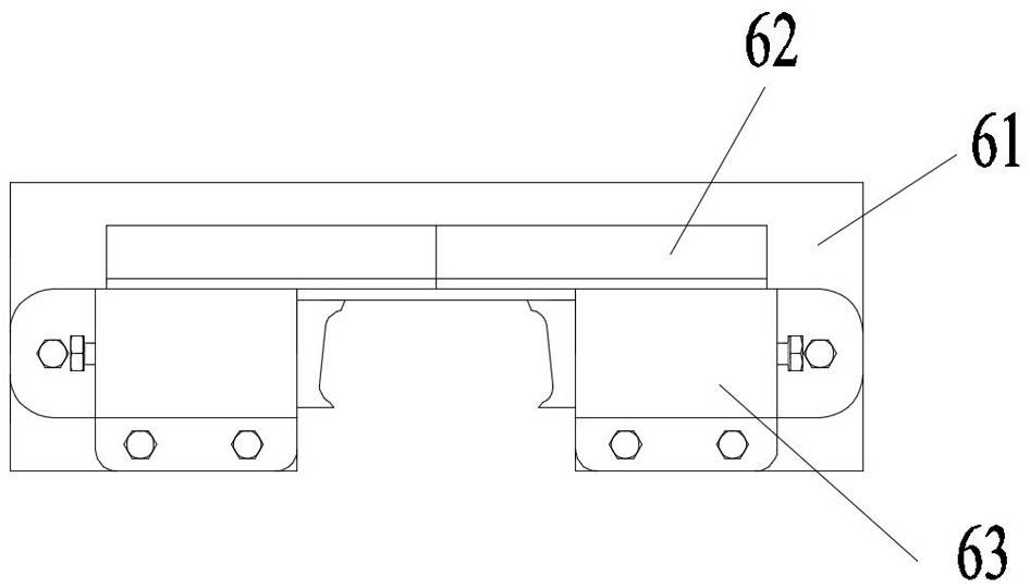 Steel-structure horizontal sliding guide rail oil scraping device and construction method thereof