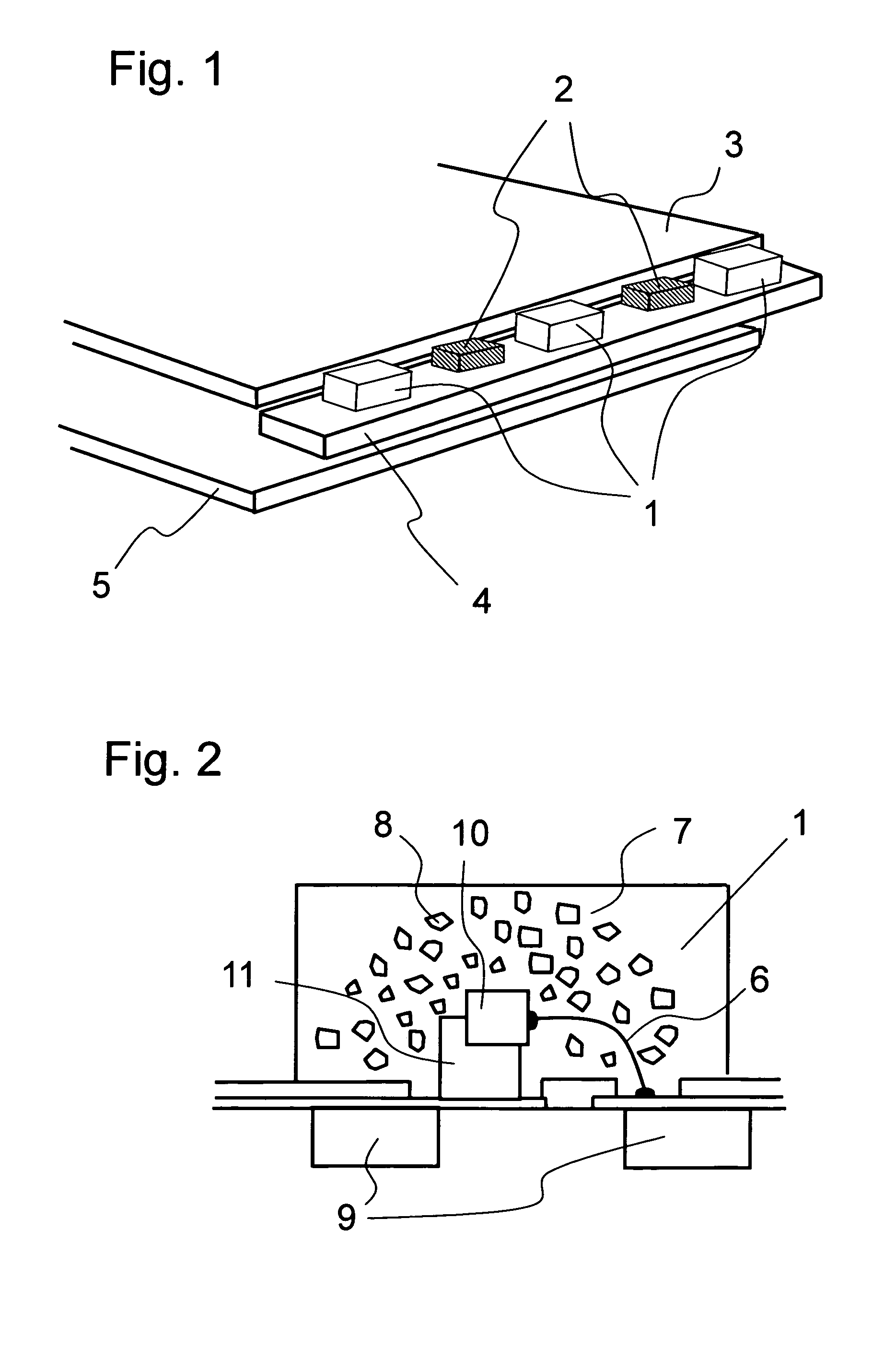 Illuminating device and display device including the same