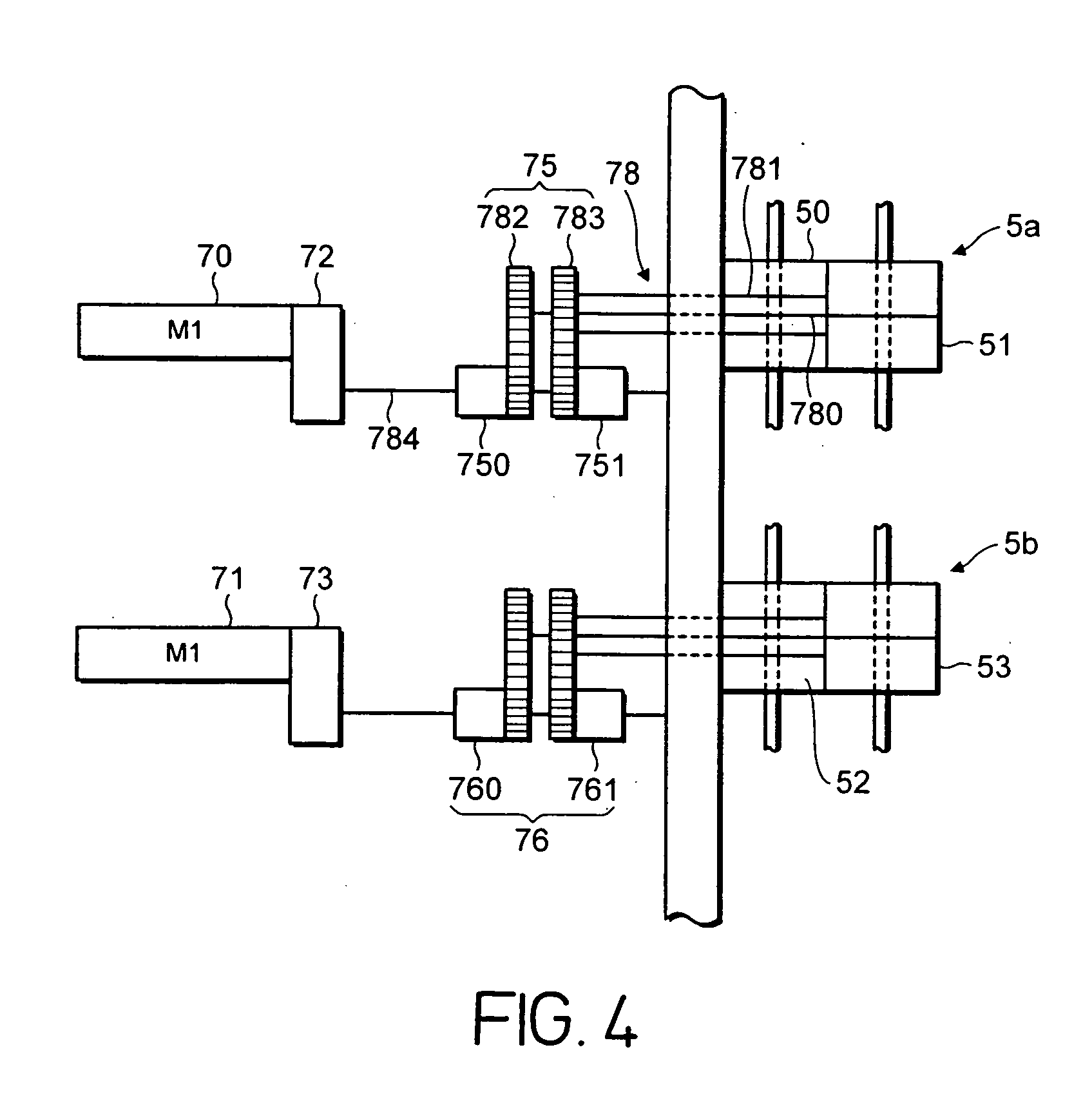 Device and method for on-demand dispensing of spoonable or drinkable food products having visual appearance of multi-components