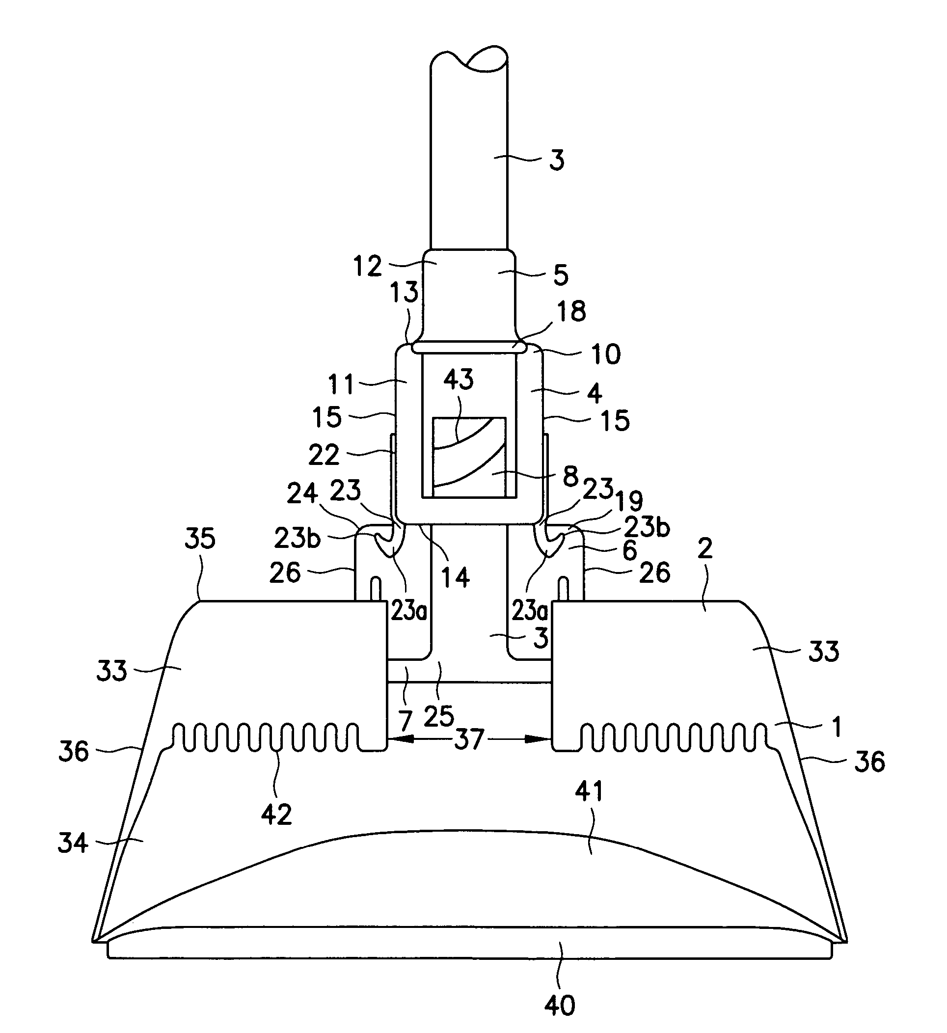Dustpan with a latching mechanism