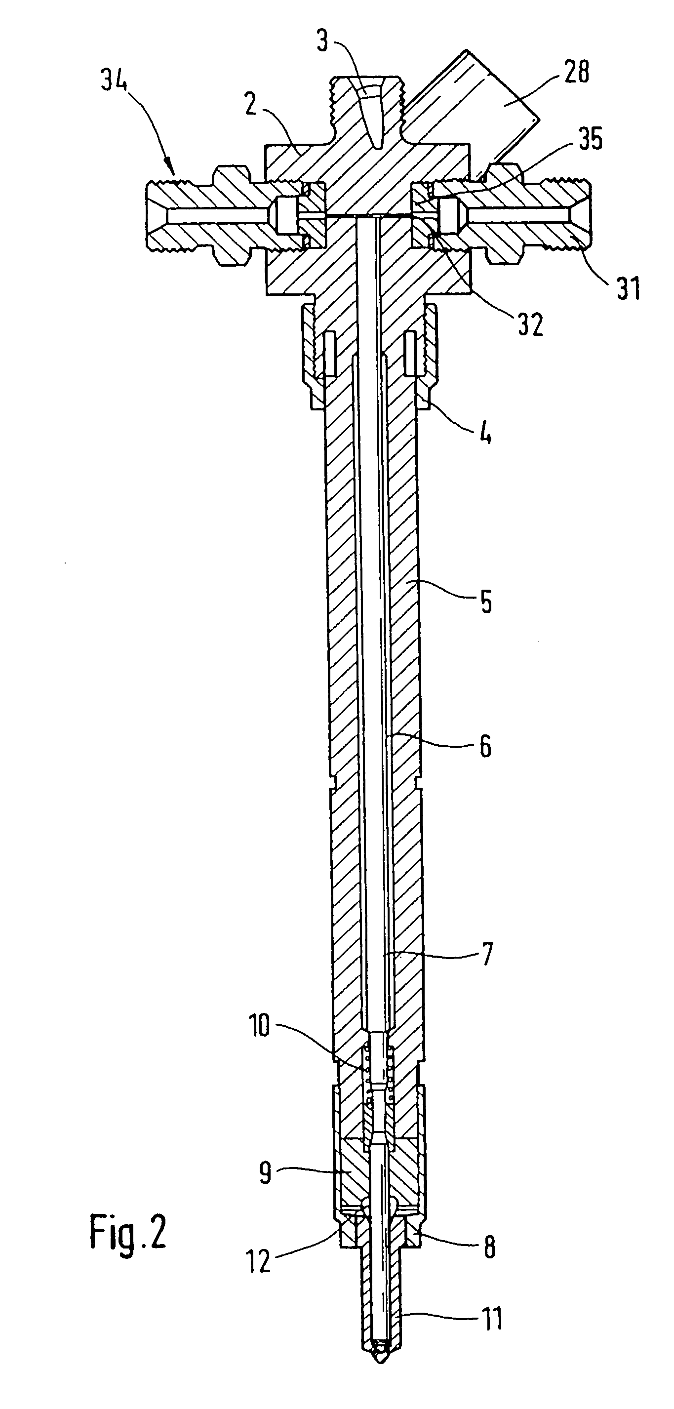 Fuel injector with and without pressure ampification with a controllable needle speed and method for the controlling thereof