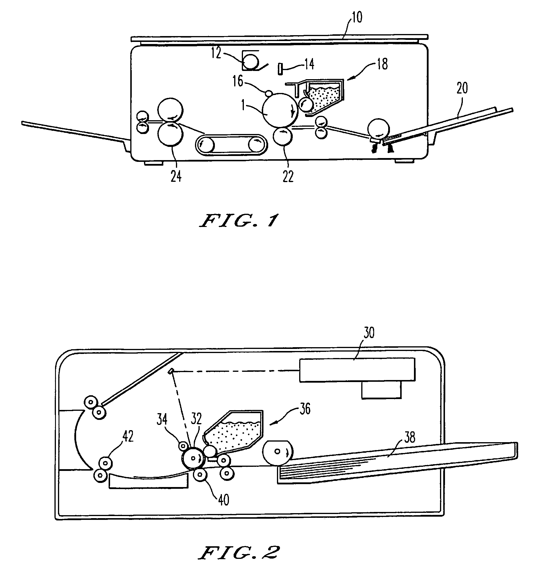 Grounding plate assembly for a drum in an image forming apparatus