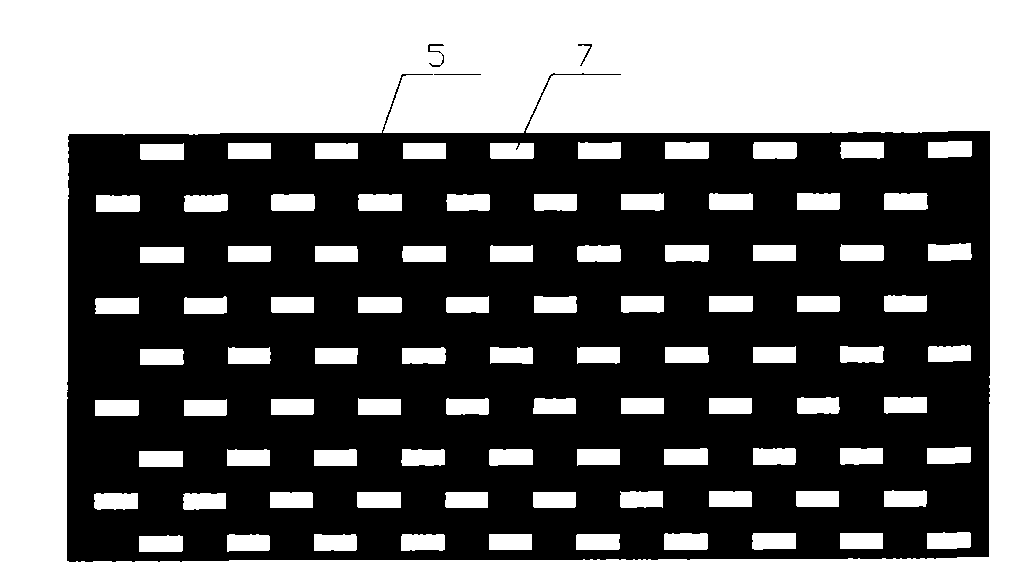 Efficient light-emitting diode containing metal photonic crystal