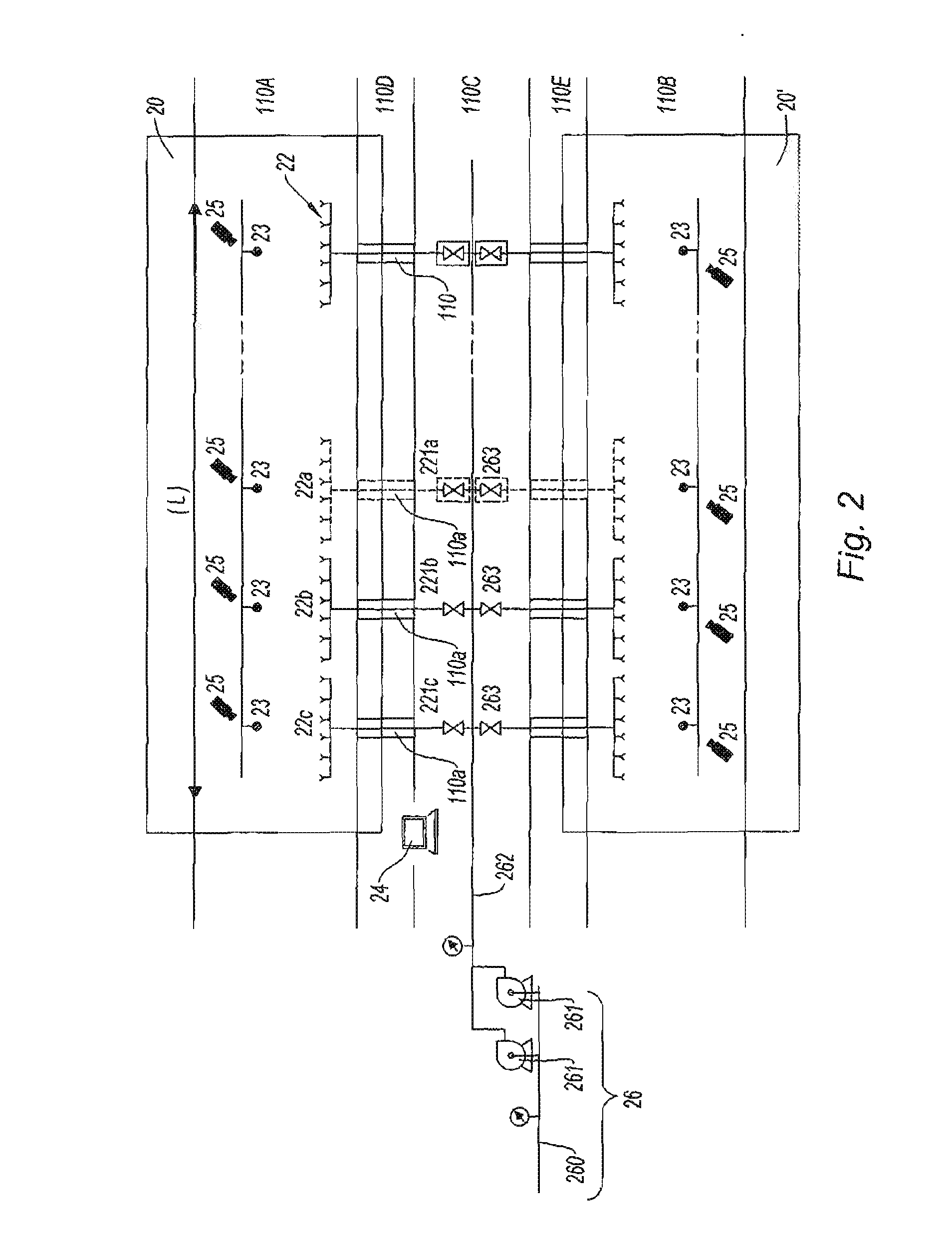 Equipment for controlling a train fire in a long railway tunnel and method for implementing same