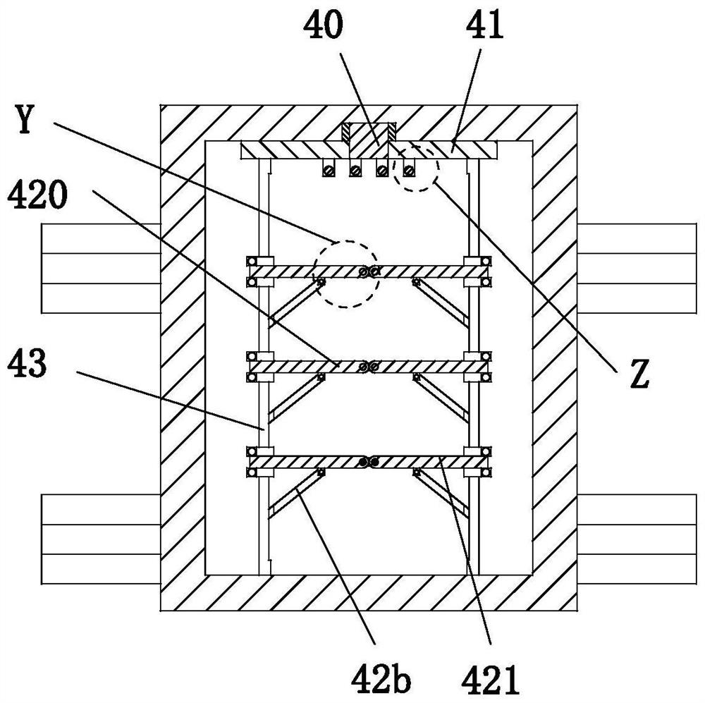 Adjustable wall-mounted cupboard