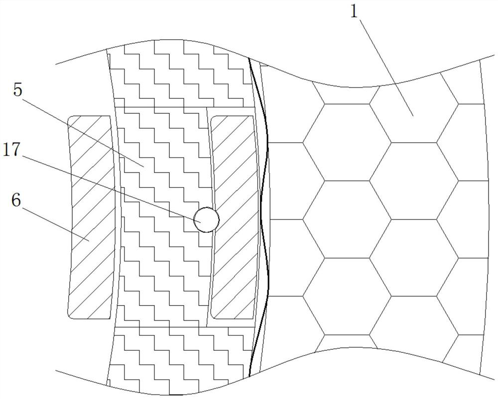 Vacuum cup capable of effectively filtering tea soaking residues