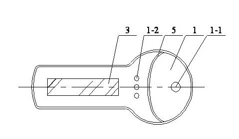 Glue pouring electronic token and glue pouring process method