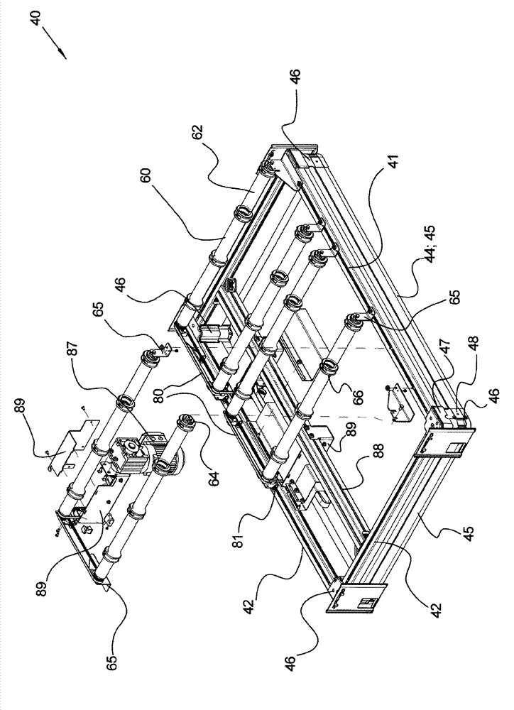 Transport device comprising a transverse lifting unit with transport rollers
