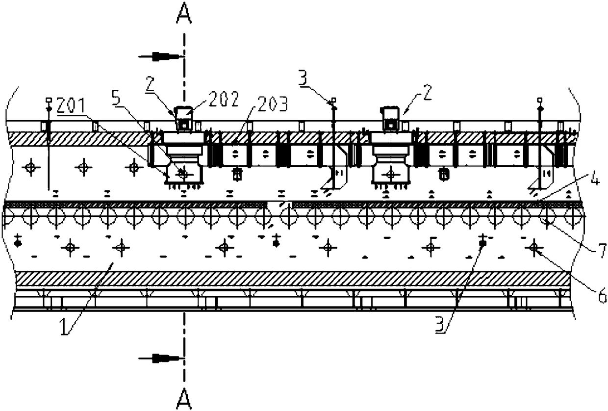 Wide and thick plate roller hearth furnace system with severe convection circulating devices