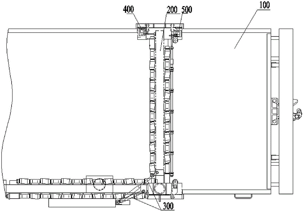 Rolling path beam opening and closing device and long steel rail transport train set