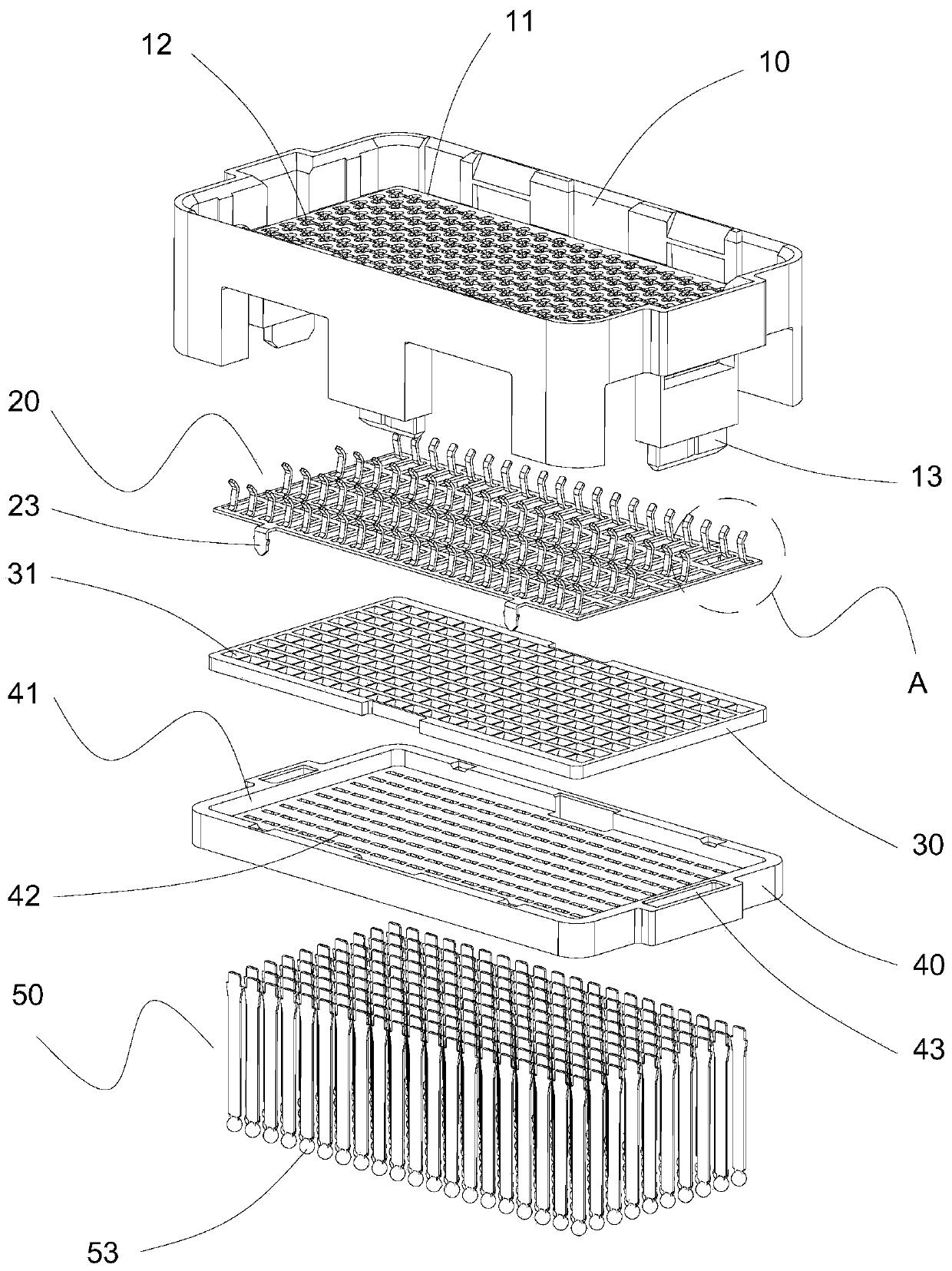 Connector with grounding shielding structure