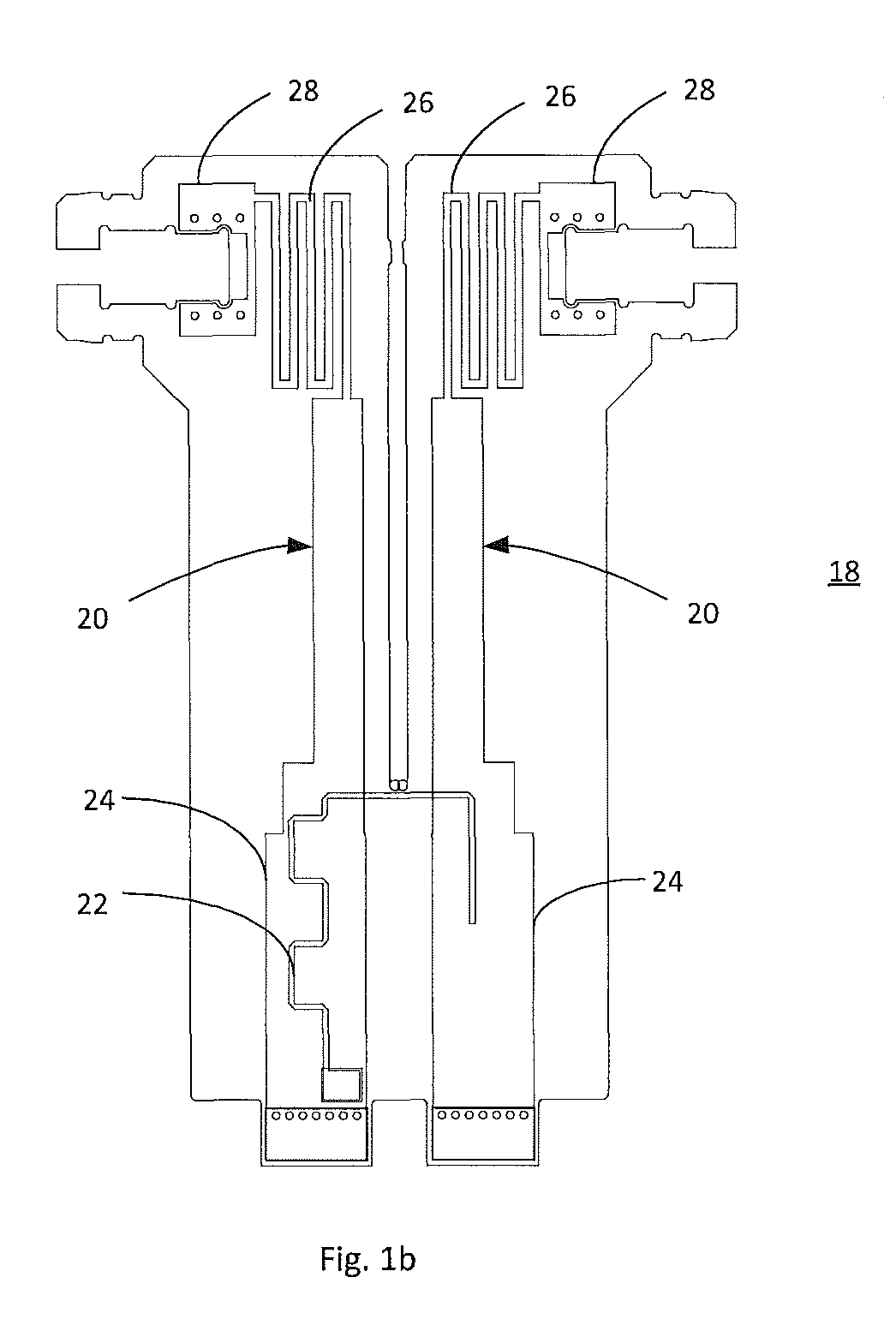 Full wave dipole array having improved squint performance