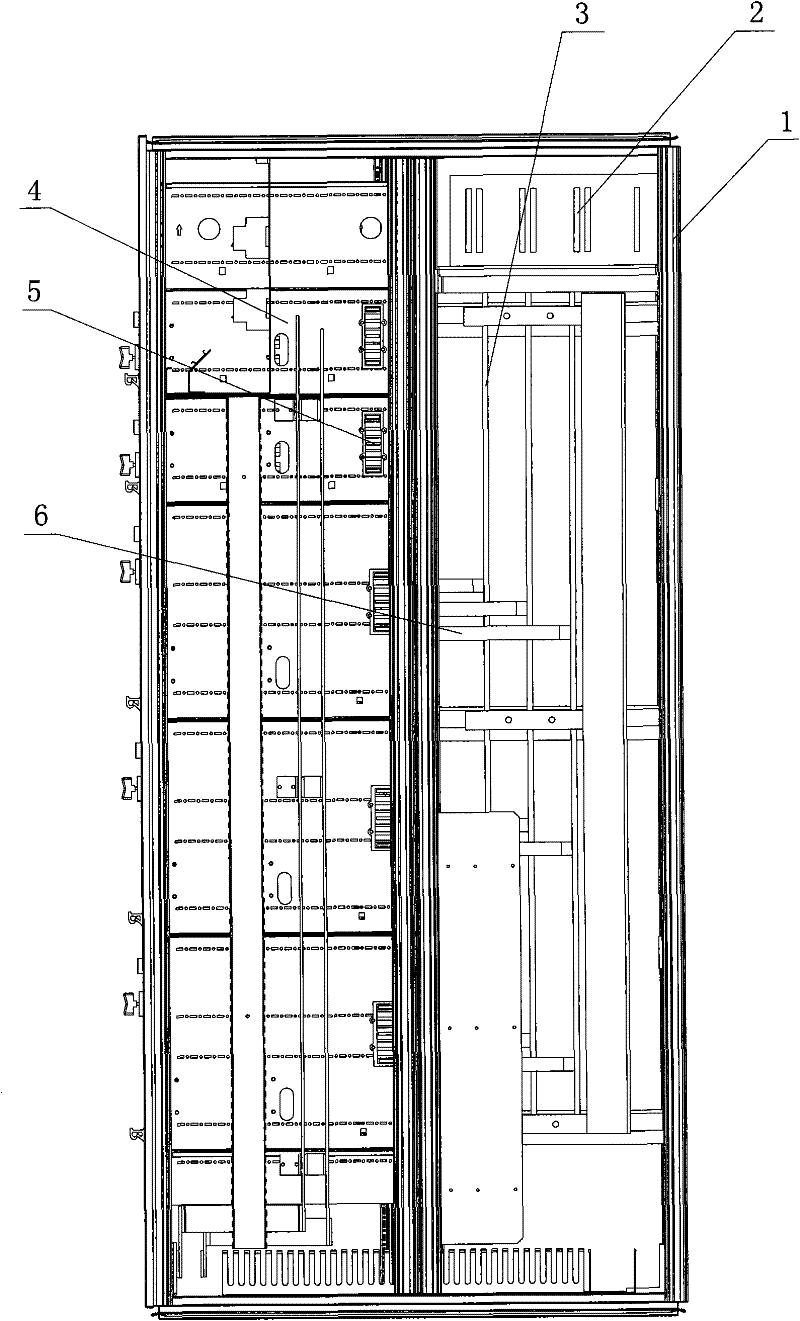 Pluggable secondary control system component and connected fixed separation type low-voltage switchgear assembly