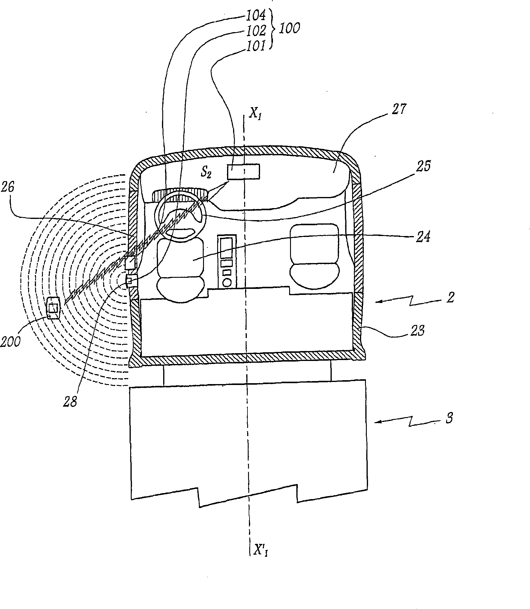 Truck provided with a passive keyless access system