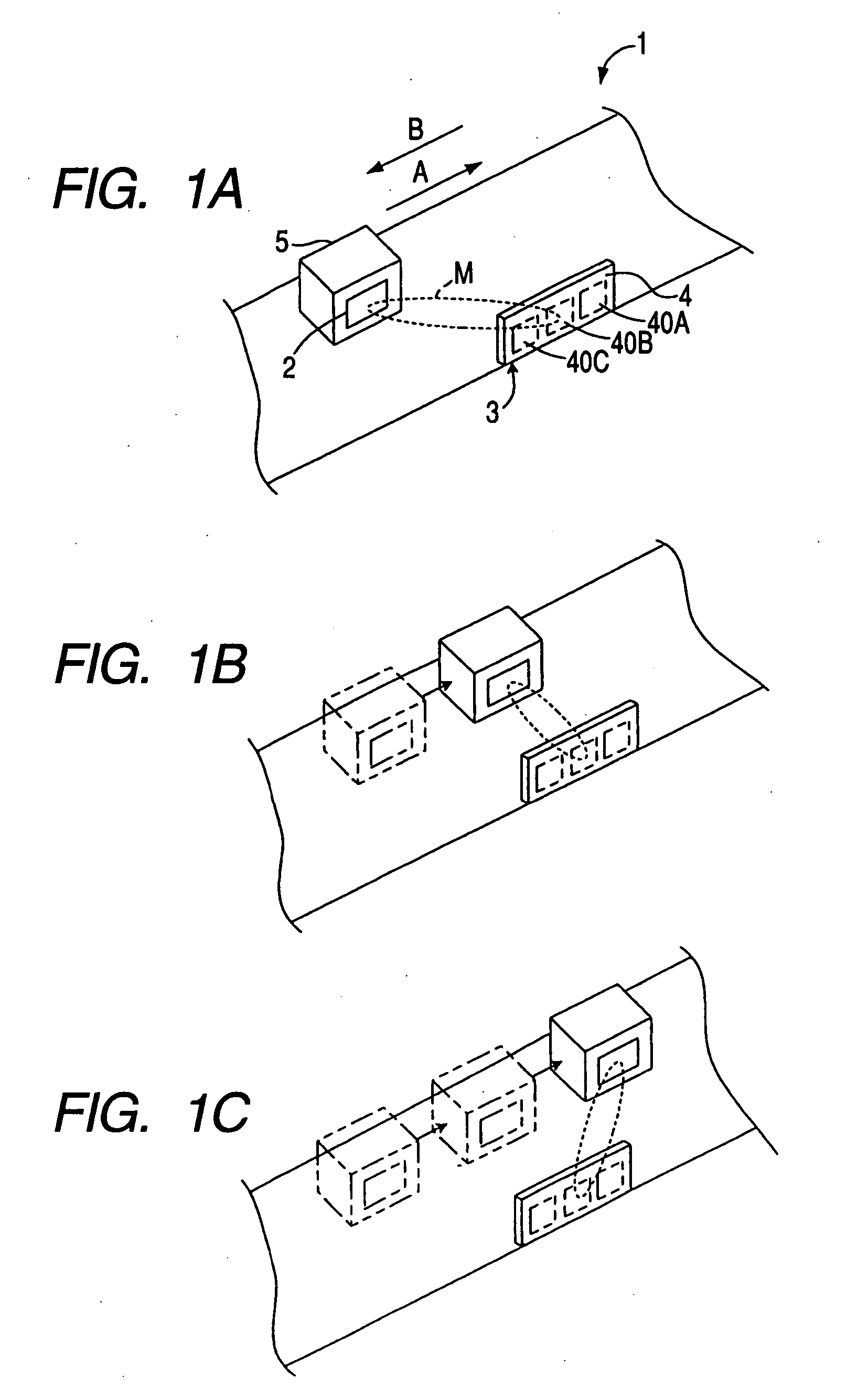 Tag communication device, tag moving direction detecting system and tag moving direction detecting method