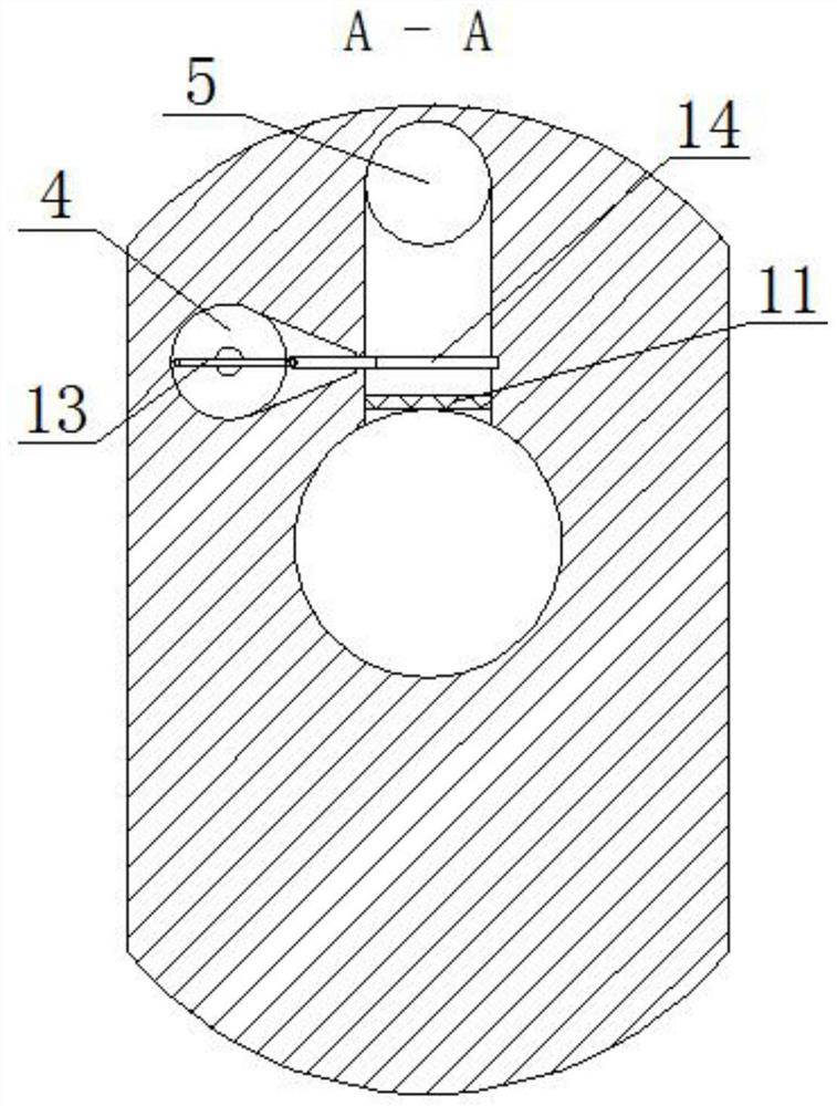 Cleaning device and cleaning method of garbage in valve