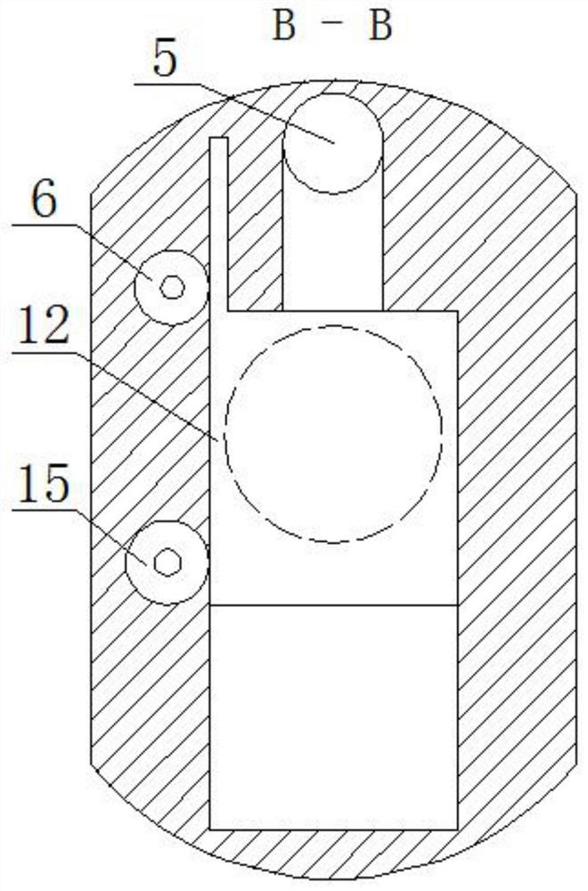 Cleaning device and cleaning method of garbage in valve