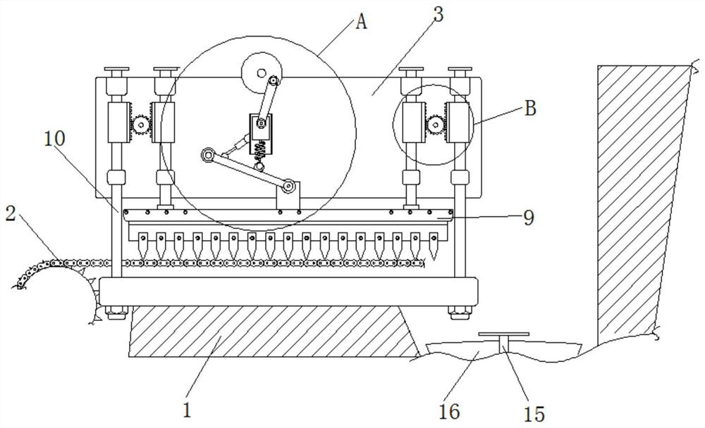 Fiber pretreatment crushing and grinding device based on mechanical transmission