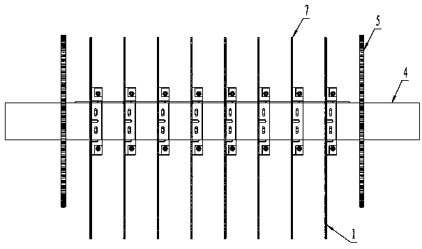 Anti-smearing paper flattening device applicable to quality detection system of dry offset press