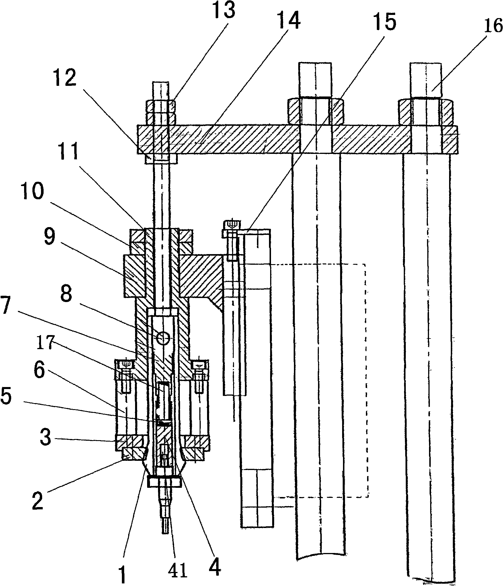 Gripper mechanism for spray pump locking notch machine